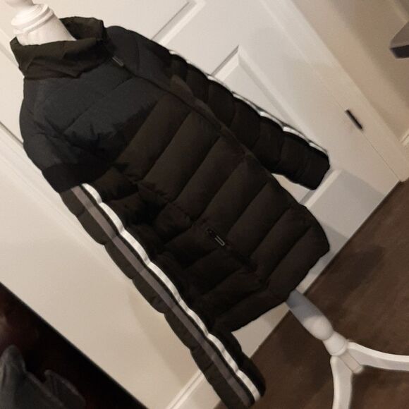 Outdoor Black and Gray Puffer Jacket - Picture 7 of 15